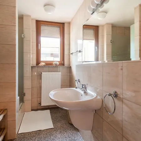 Rozna Dolina * 류블랴나