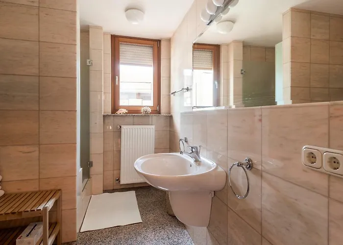 Rozna Dolina * Lublana