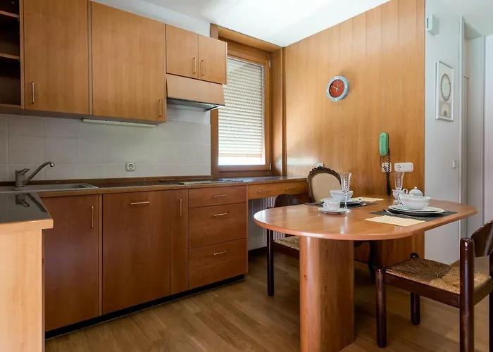 アパート Rozna Dolina *